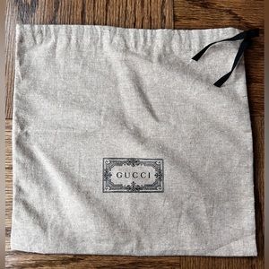 Gucci linen accessory bag
